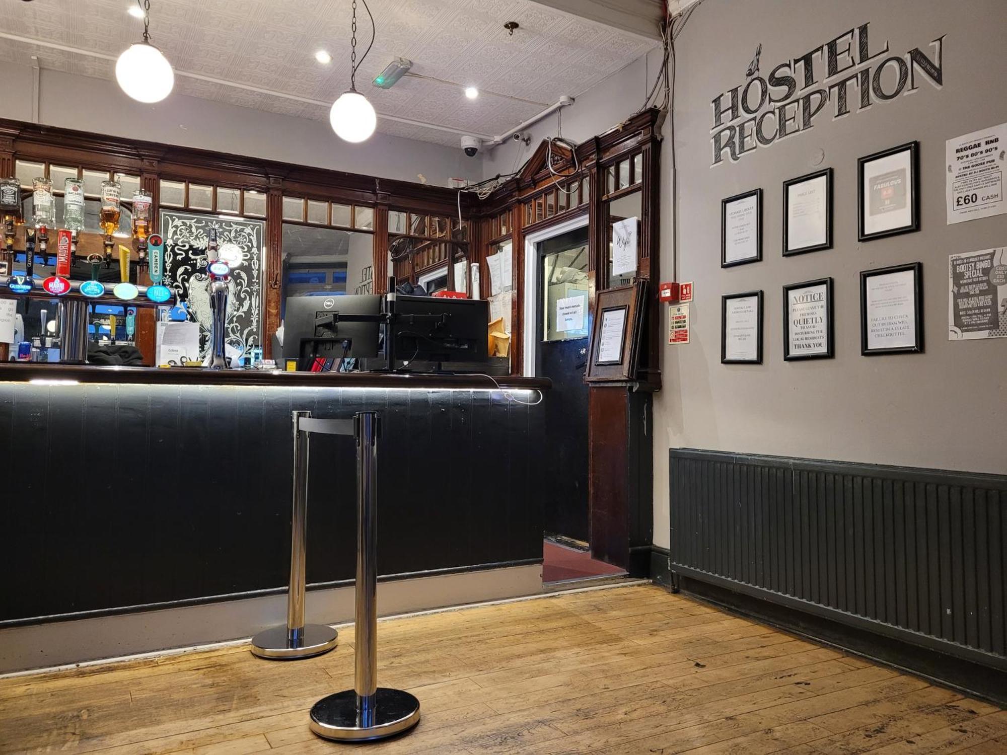 Queen Elizabeth Hostel London Exterior photo
