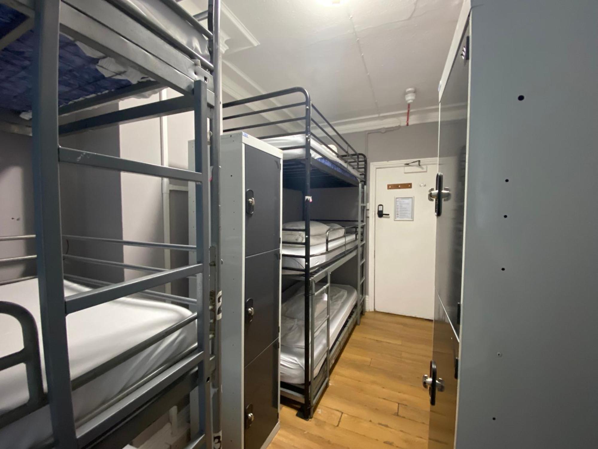 Queen Elizabeth Hostel London Exterior photo